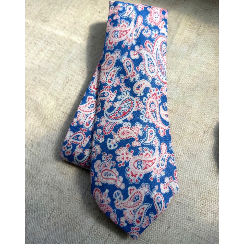 Tommy Hilfiger Mens Blue Red Paisley 100% Linen Tie NWT $69.50 0030